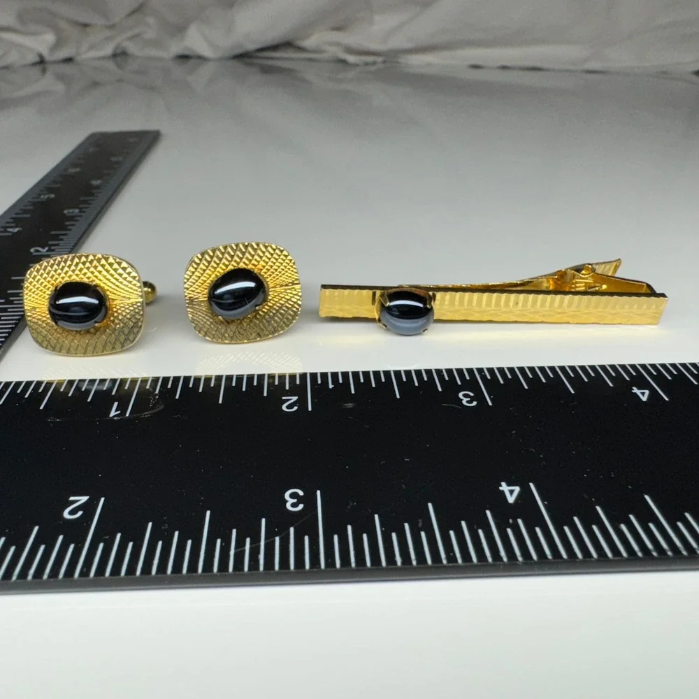 Taiwan Jewelry Gold‎ Tone Black Cufflinks and Tie Clip Set